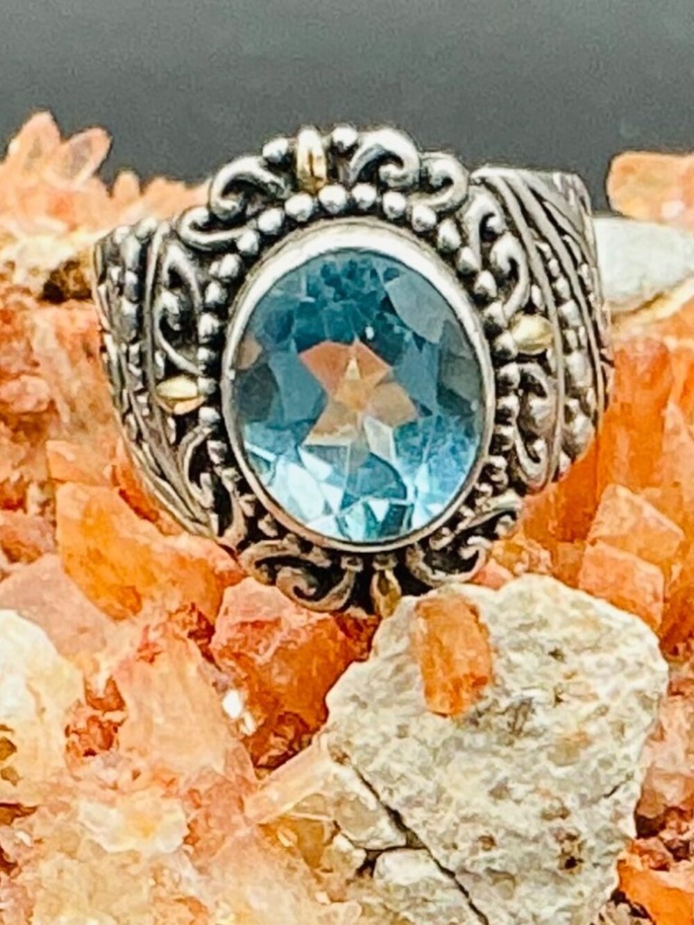 Gorgeous Vintage Robert Manse Sterling & 18K Blue Topaz Ring R172